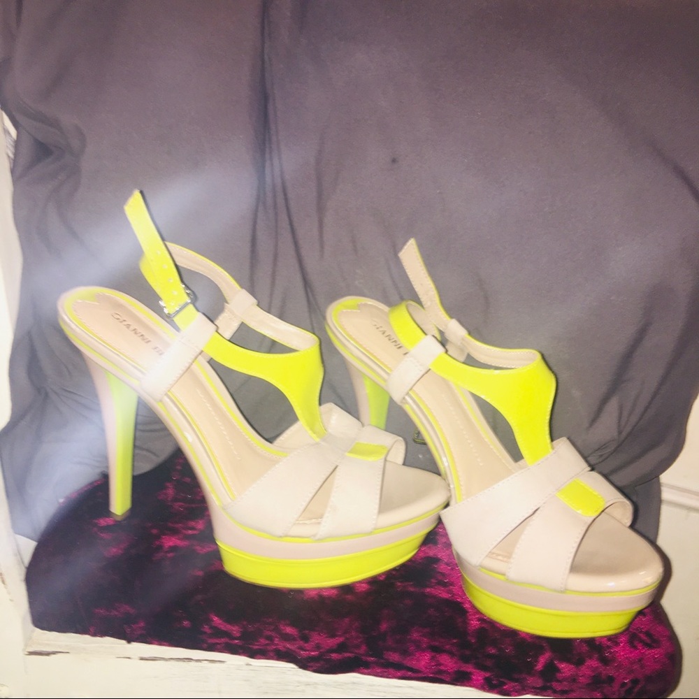 Gianni Bini high heels